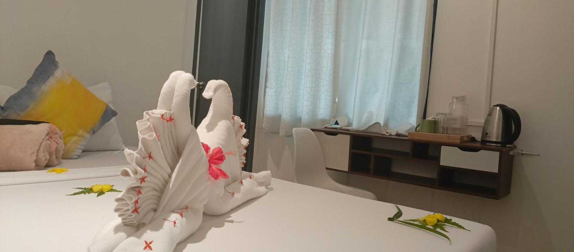 Palmera El Nido Inn Екстериор снимка