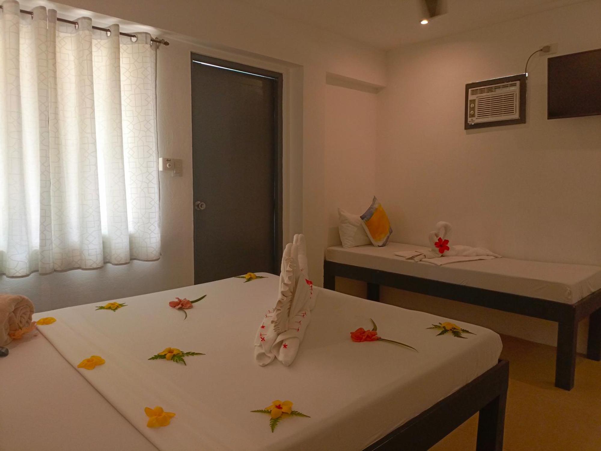 Palmera El Nido Inn Екстериор снимка