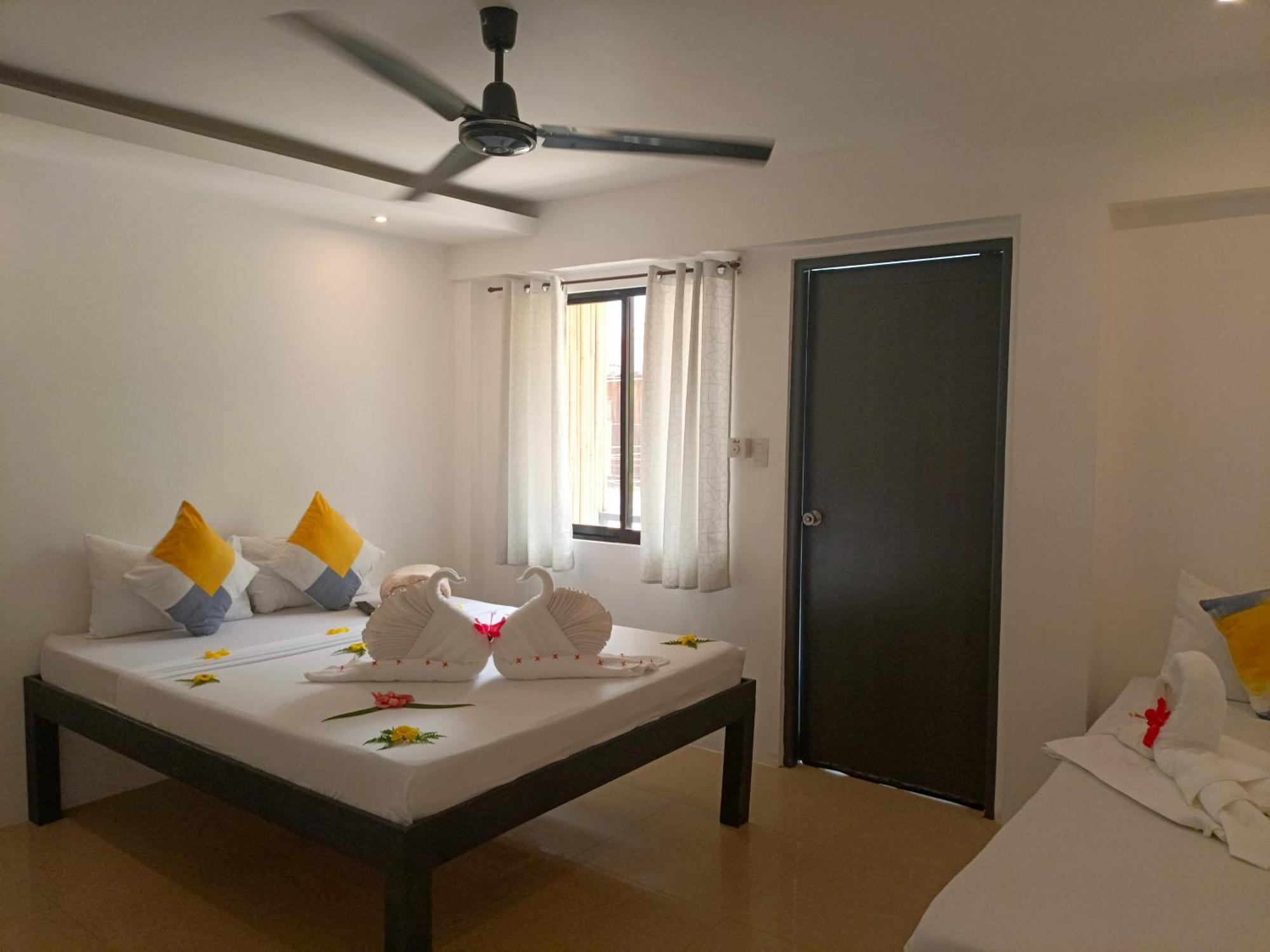 Palmera El Nido Inn Екстериор снимка